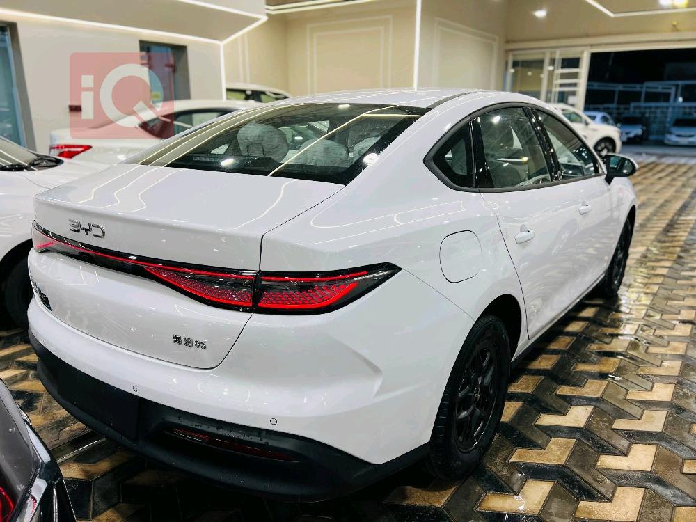 بي واي دي سيل 05 DM-i